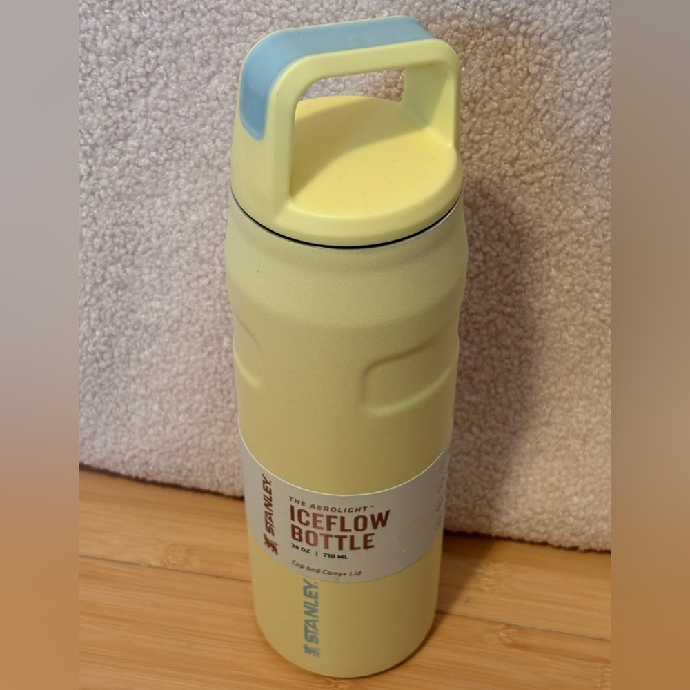 Stanley Polemo Aerolight IceFlow Bottle 24oz Cap and Carry Lid NEW - Picture 3 of 5